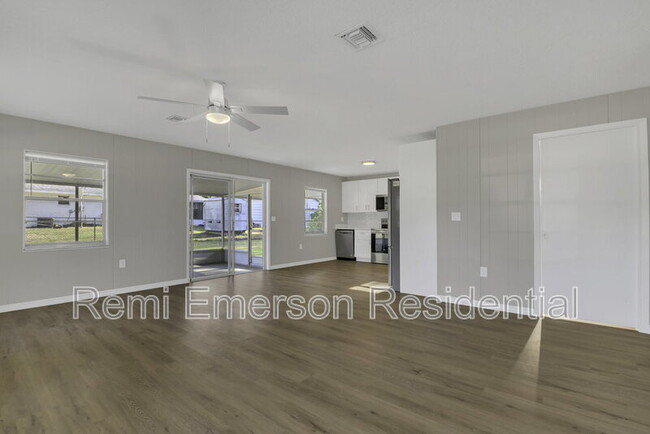 Building Photo - 14025 Southeast 54th Ct.