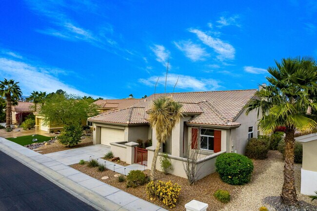 Building Photo - 78462 Palm Tree Ave