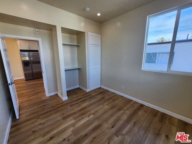 Building Photo - 2726 Cochran Ave