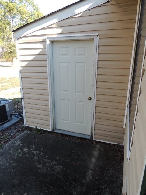 Building Photo - 341 Beverly St