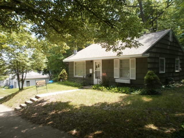 Primary Photo - 141 Millview Ave