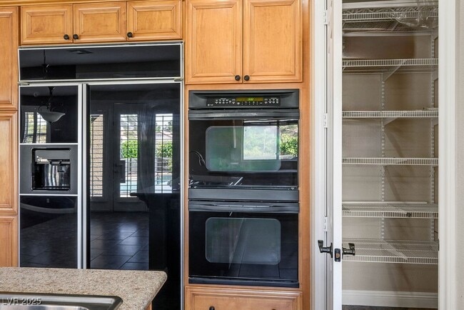 Building Photo - 1813 Country Meadows Dr