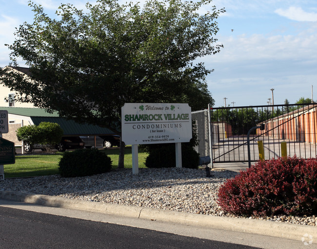 Building Photo - Shamrock Village