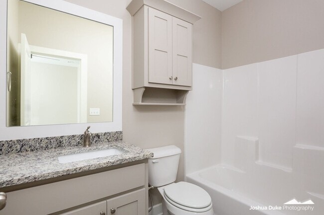 Building Photo - SHORT-TERM LEASE 4 Bedroom 4.5 Bathroom New Home!! Now offering 1st months rent paid. Avail now t...