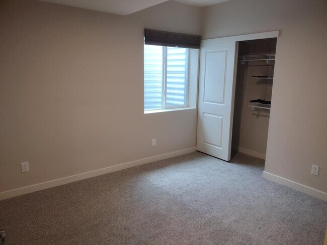 Building Photo - 14563 Piedmontese Dr
