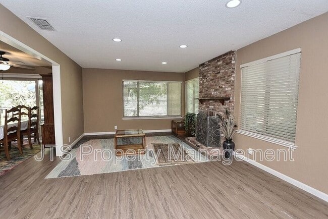 Building Photo - 6913 Navarro Ct