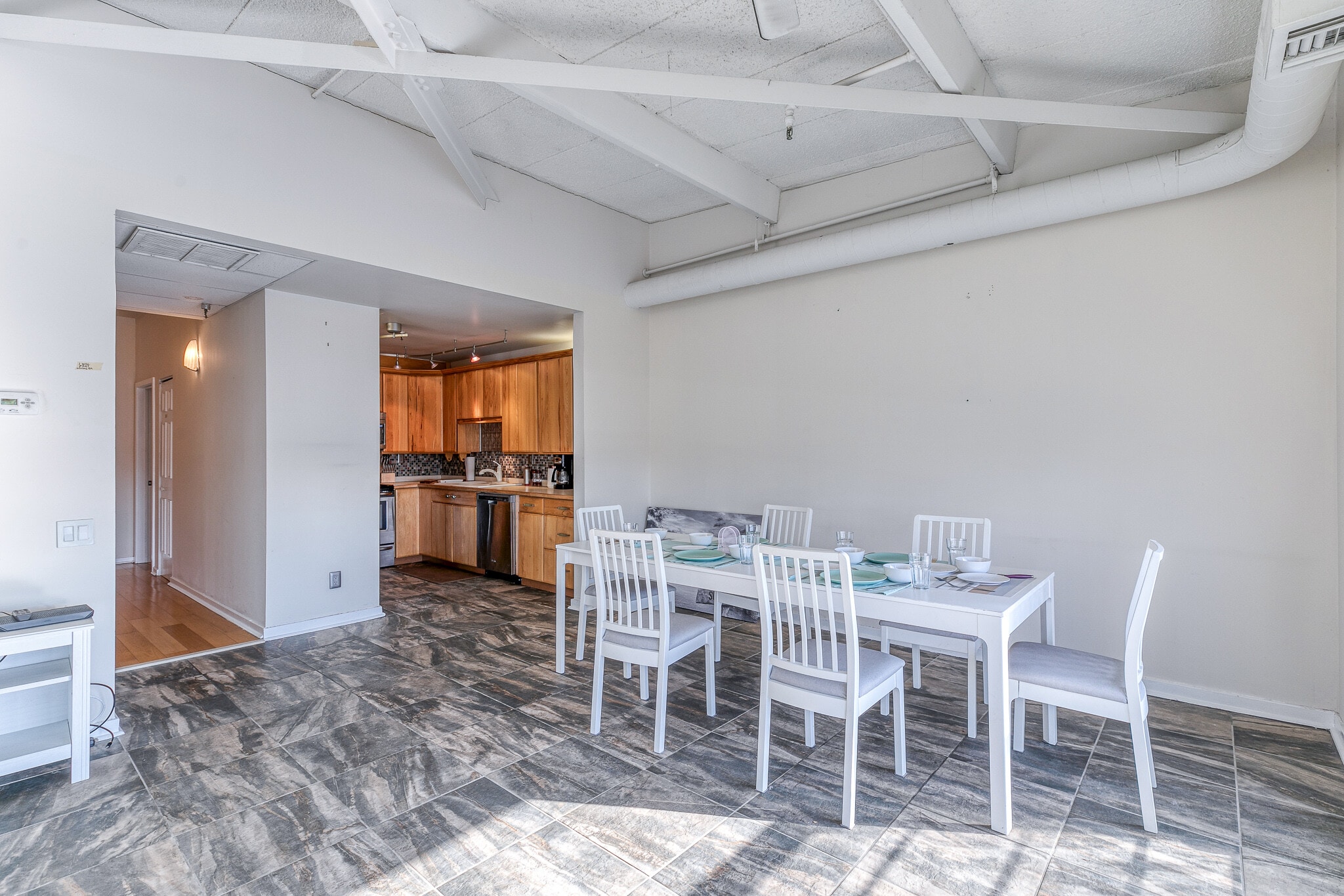 Building Photo - 3 N Christopher Columbus Blvd