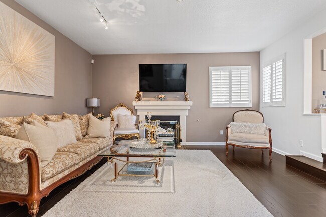 Building Photo - 4386 Willow Glen St