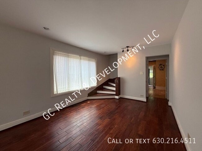 Building Photo - 4120 N Overhill Ave