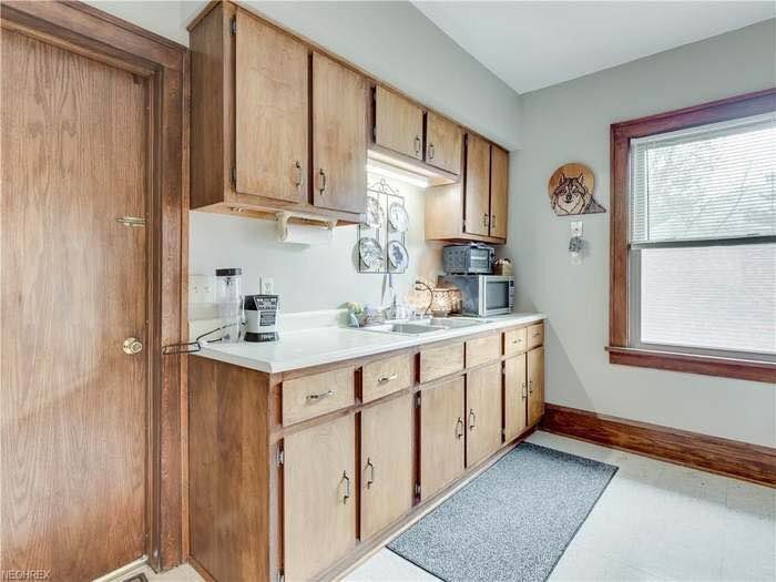 Building Photo - 1215 19th St NW