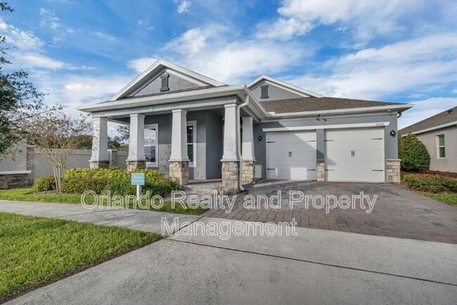 Building Photo - 15155 Mayberry Dr