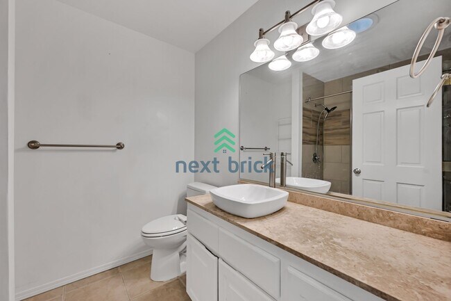 Building Photo - Beautiful home with 4 beds, 3.5 baths for rent