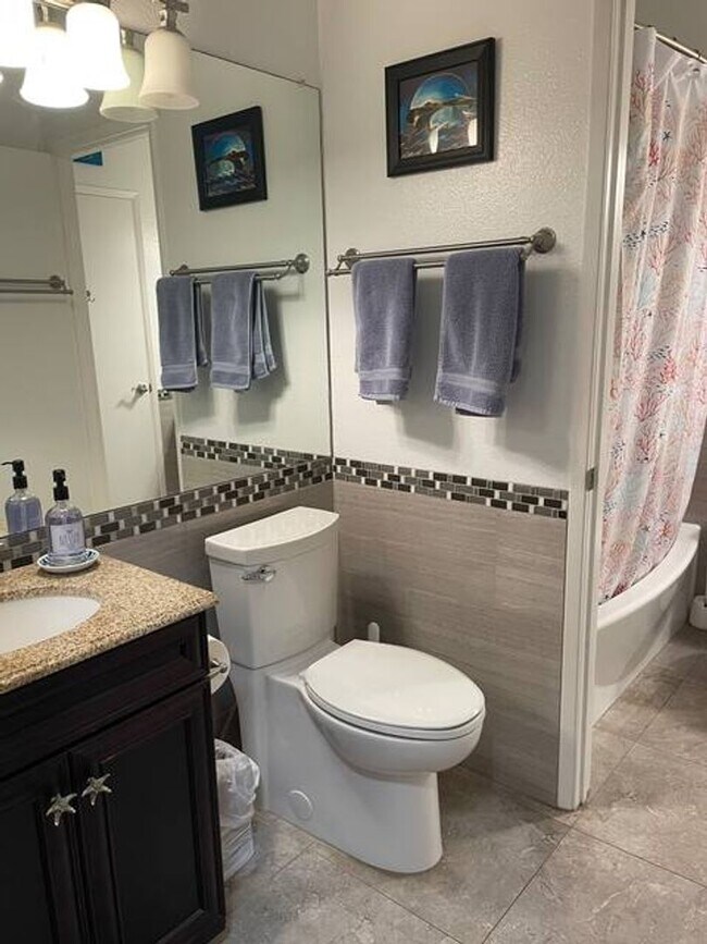 Building Photo - Keonekai Villages upstairs 2 bedroom, 1.5 bathroom unit, with 2 parking spaces