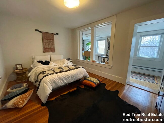 Building Photo - 7 Riverside Pl