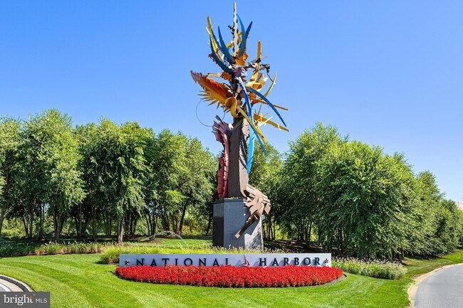 Building Photo - 147 Waterfront St