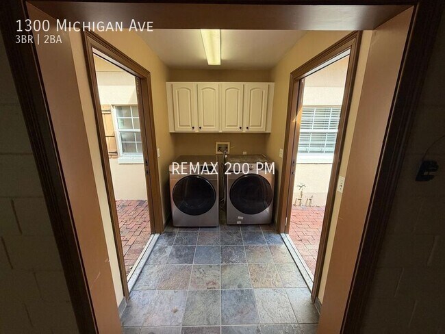 Building Photo - 1300 Michigan Ave