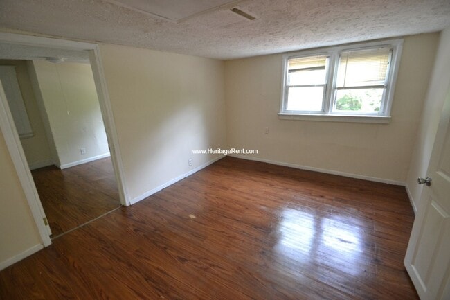 Building Photo - 1729 Pulte Avenue