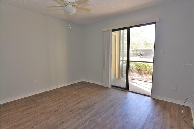 Building Photo - 4021 Crockers Lake Blvd