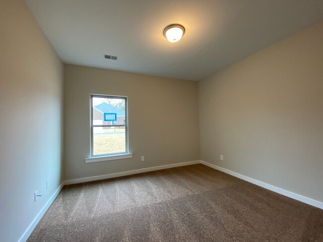 Building Photo - Home for Rent in Lincoln, AL!!!