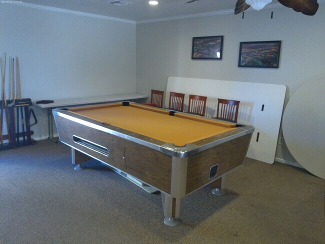 Building Photo - Cozy Studio in Rio Del Sol  Available Now