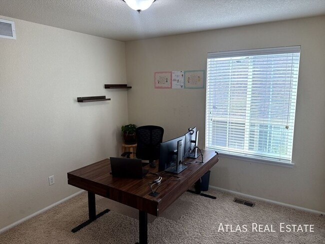 Building Photo - 14050 Hudson St