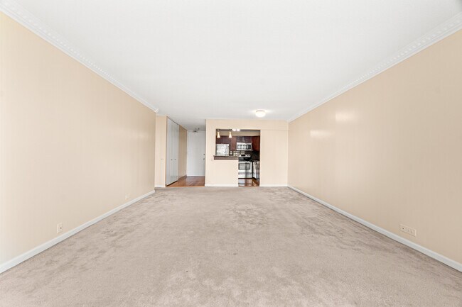 Building Photo - 405 N Wabash Ave