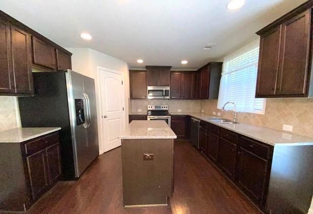 Building Photo - 4127 Water Mill Dr