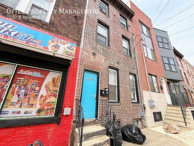 Building Photo - 2220 N Howard St