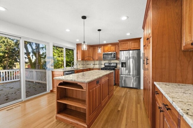 Building Photo - 10733 126th Pl NE