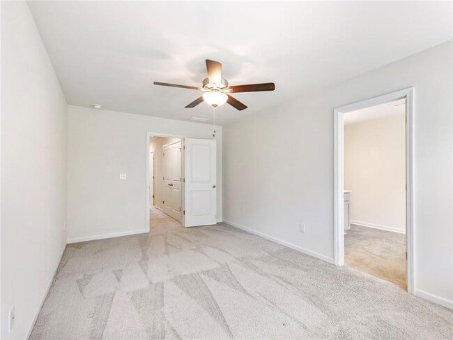 Building Photo - 115 Buckingham Ln