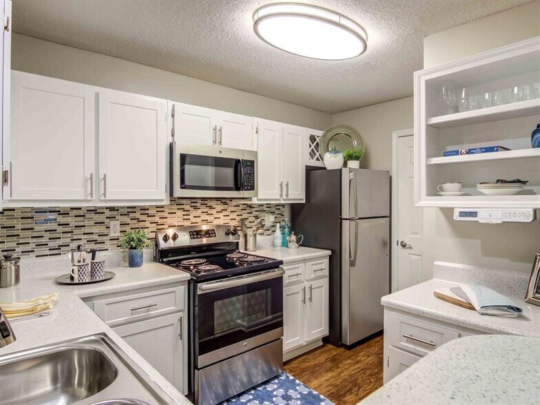 Roswell Village 100 Hemingway Ln Roswell GA 30075 Apartment Finder