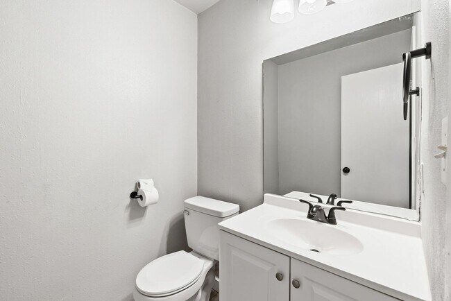 Building Photo - PM2-AUS7505 Saint Amant Pl