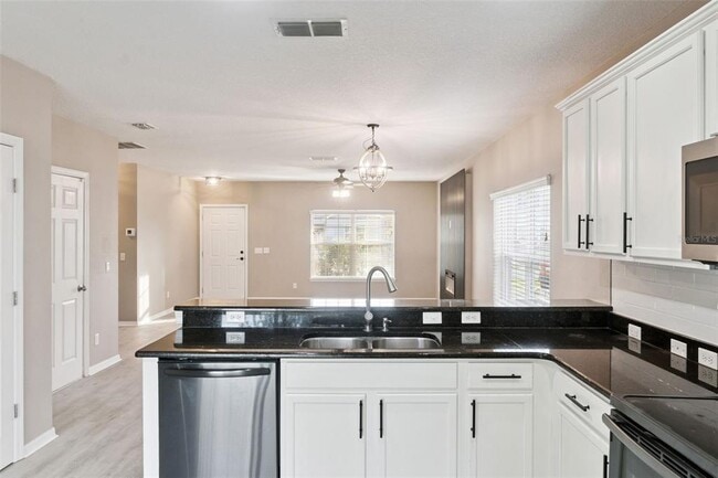 Building Photo - 1030 Bending Oak Trail