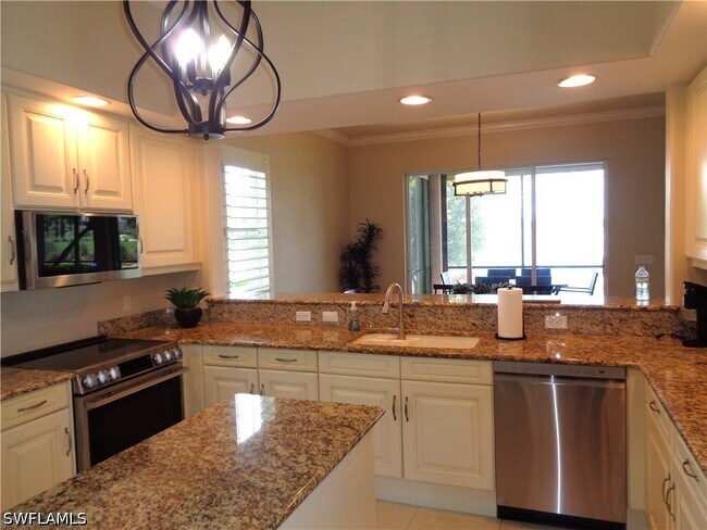 Building Photo - 734 Regency Reserve Cir