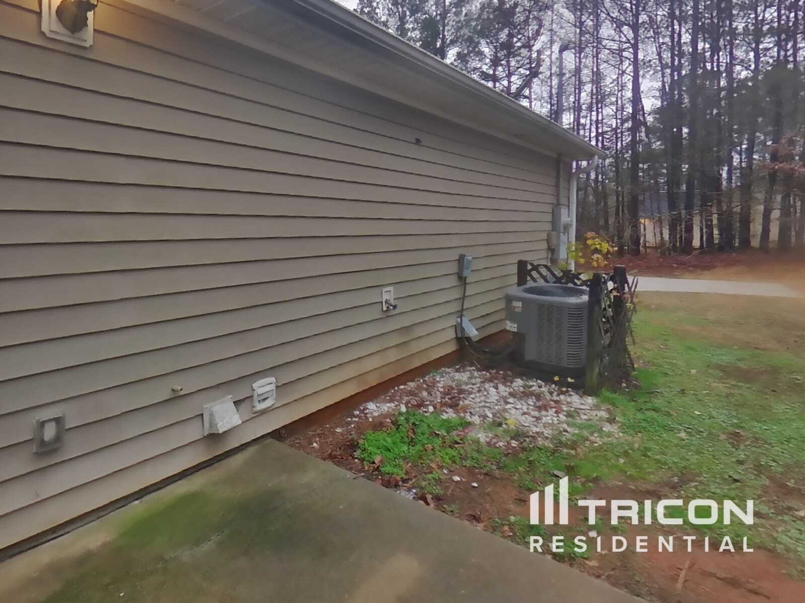 Building Photo - 404 Wolf Creek Ct