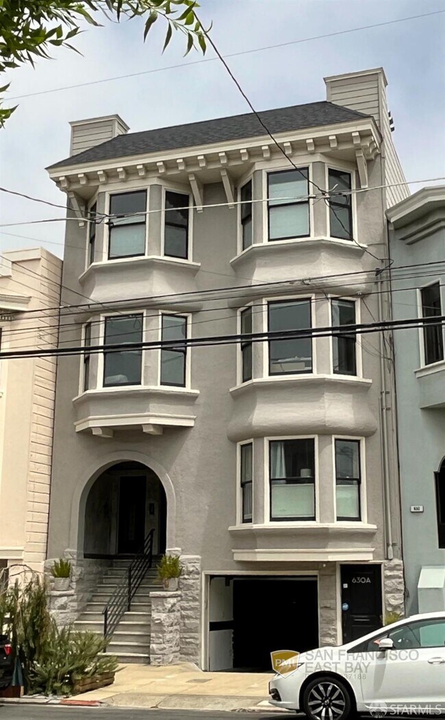 Primary Photo - 628 9th Ave