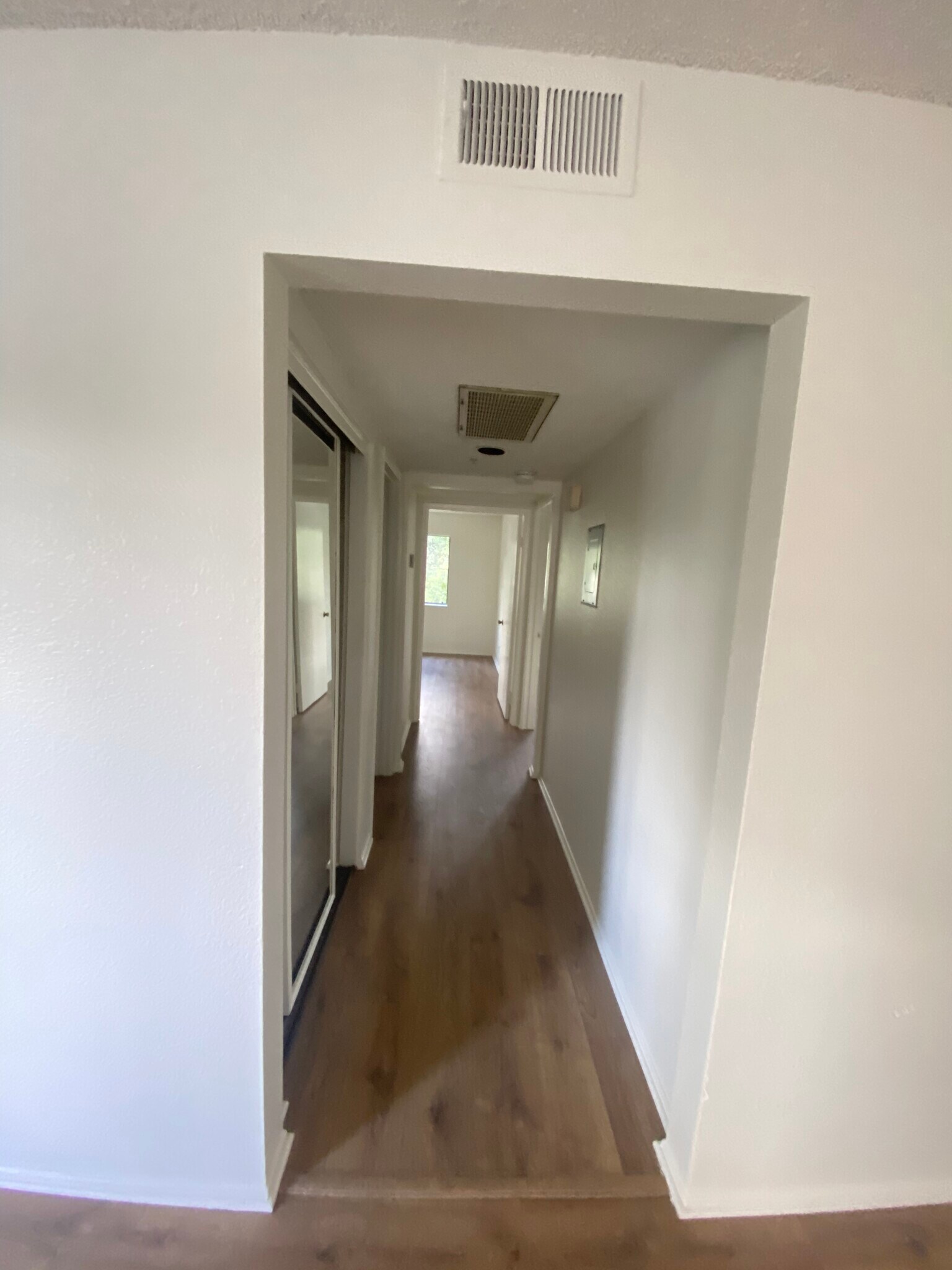 Building Photo - 2400 Seneca St