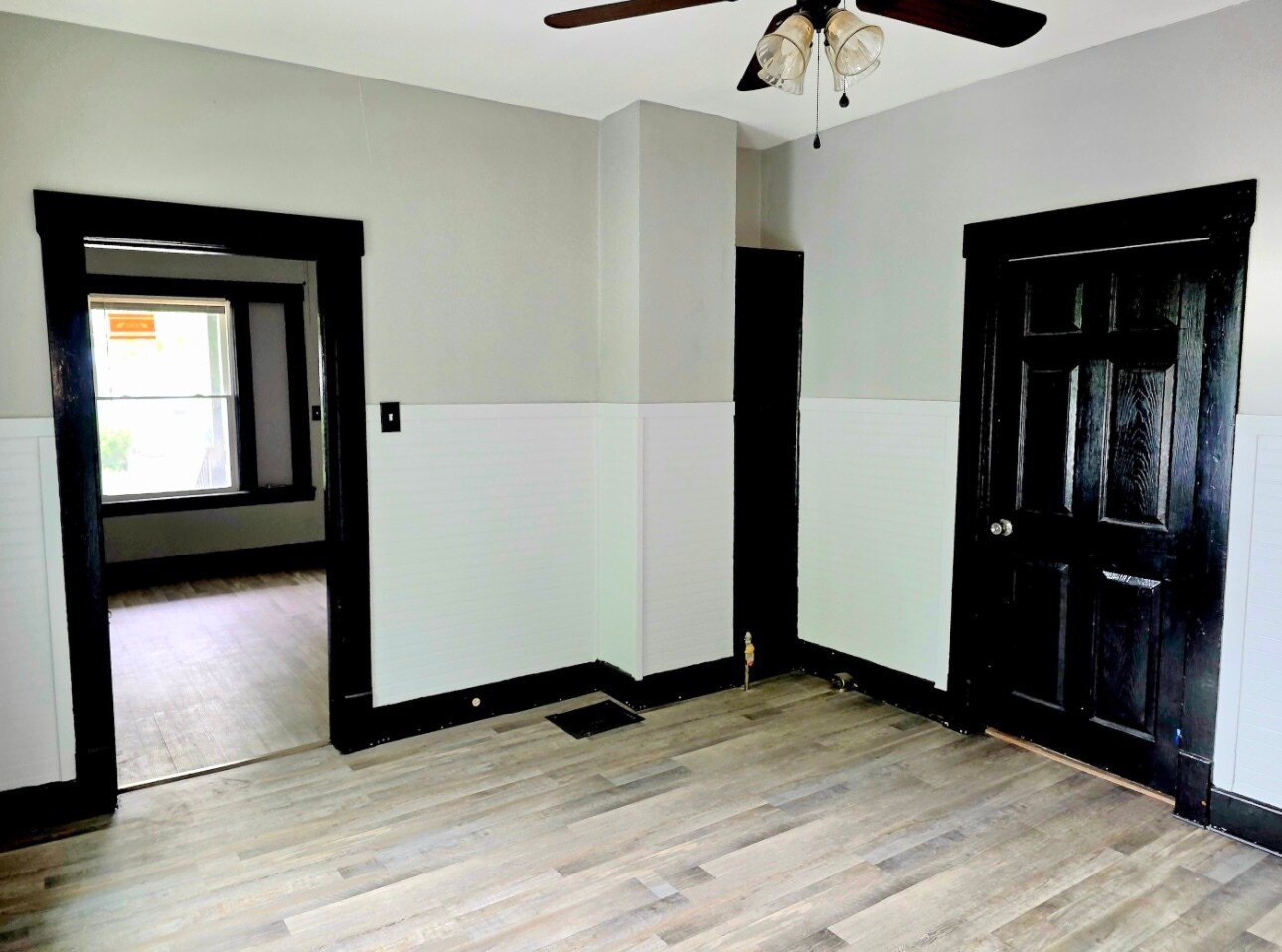 Building Photo - 3620 E 63rd St
