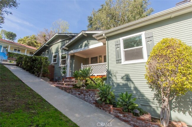 Building Photo - 336 Mt Washington Dr