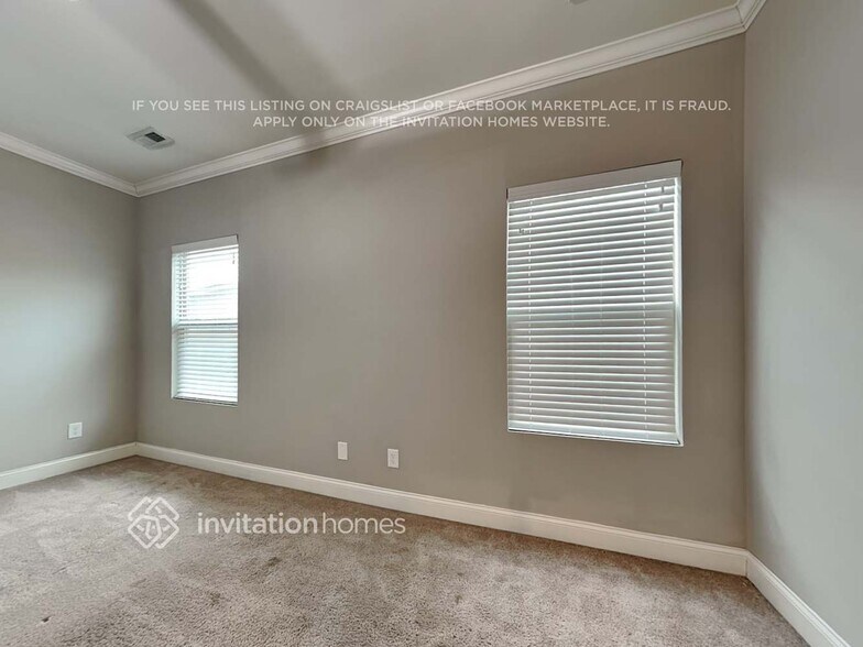 Building Photo - 5419 Roberta Crossing Dr