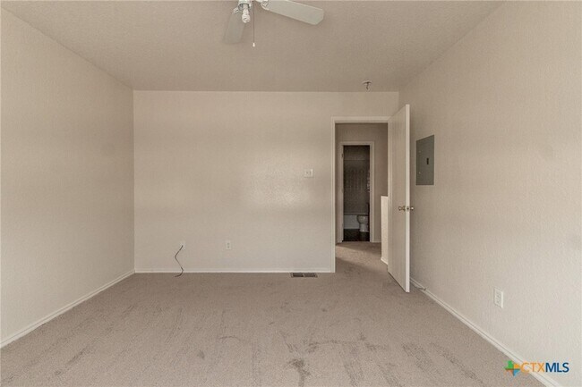 Building Photo - 4101 Gus Dr