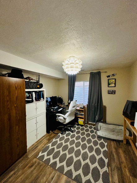 Building Photo - 6659 Interlochen Ln