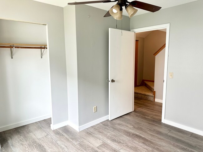 Building Photo - 2505 Dahle St