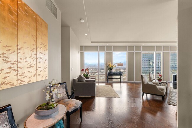 Building Photo - 3750 S Las Vegas Blvd