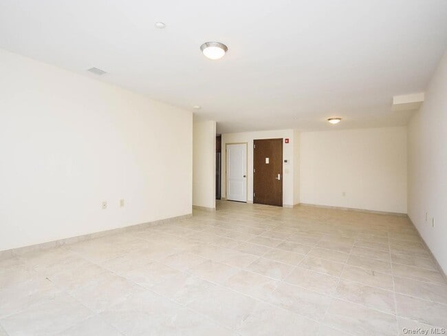 Building Photo - 400 Carney St