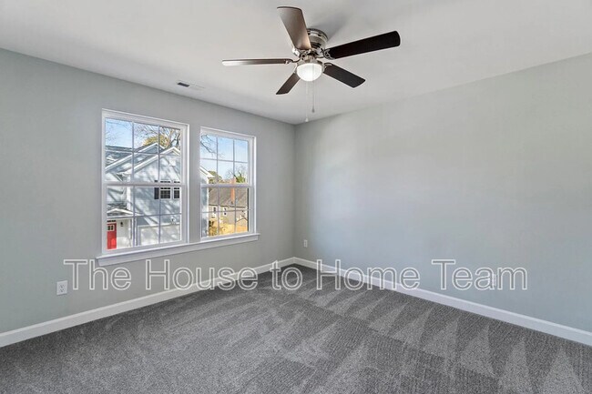 Building Photo - 1026 Norview Ave
