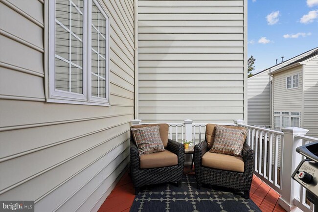 Building Photo - 9327 Hundith Hill Ct