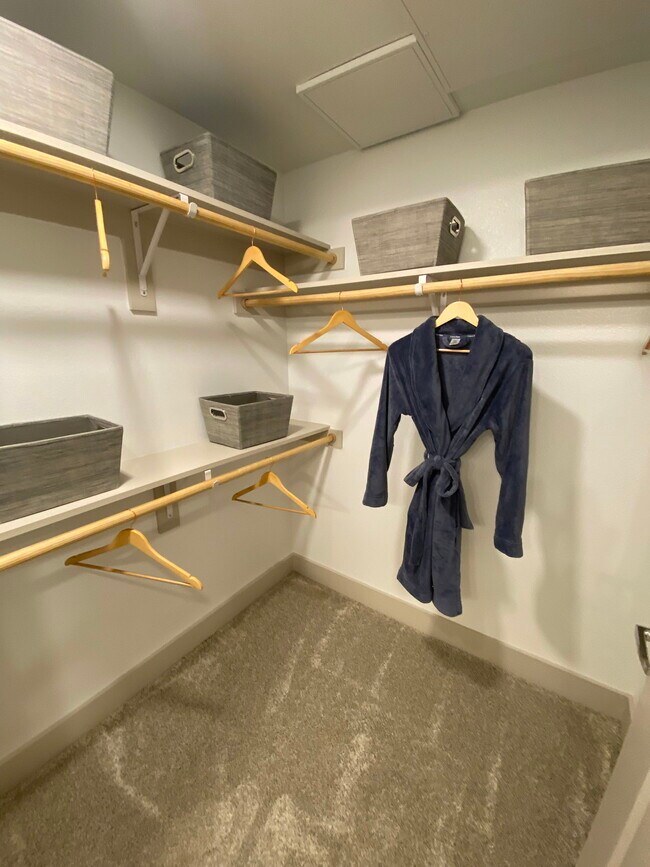 Building Photo - 10221 Whistle Stop Ln