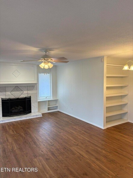 Building Photo - 218 Baltusrol Rd