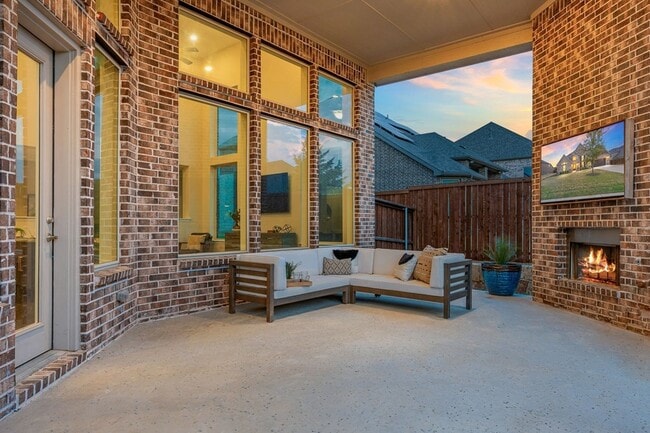 Building Photo - 1600 Wichita Dr